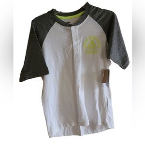 Reebok - Junior top Size L - NWT